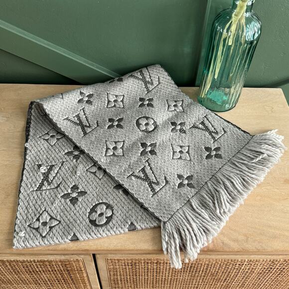 Louis Vuitton Accessories - 122 LOUIS VUITTON LOGOMANIA SCARF LIGHT GREY
